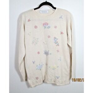 Vintage Grandma Cottagecore Sweater Medium Floral Embrodiary Pearl